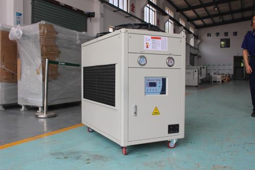 工業冷水機風冷和水冷有什么區別 工業冷水機風冷和水冷有什么區別